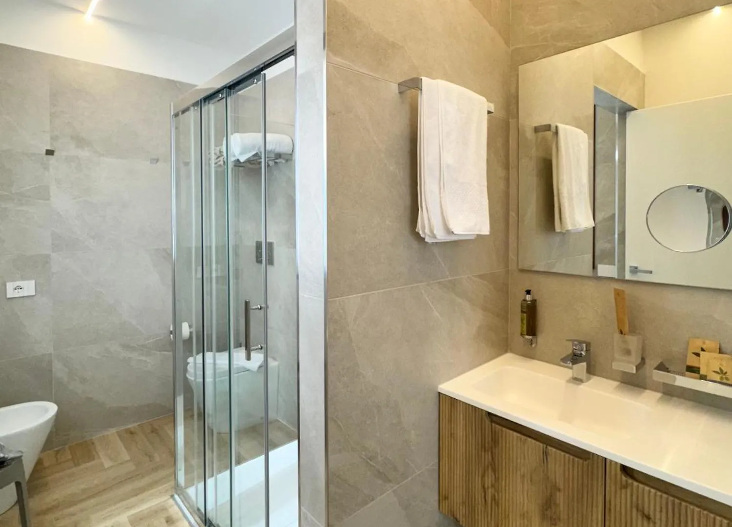 Valcamonica Apartments Darfo Boario Terme 0*,